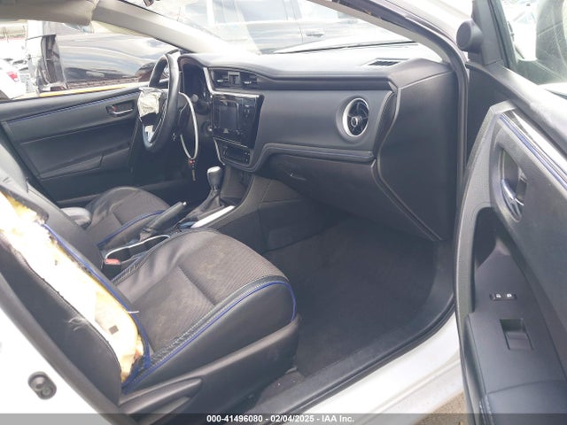 Toyota COROLLA SE 2017 5YFBURHE4HP588942 Image 5