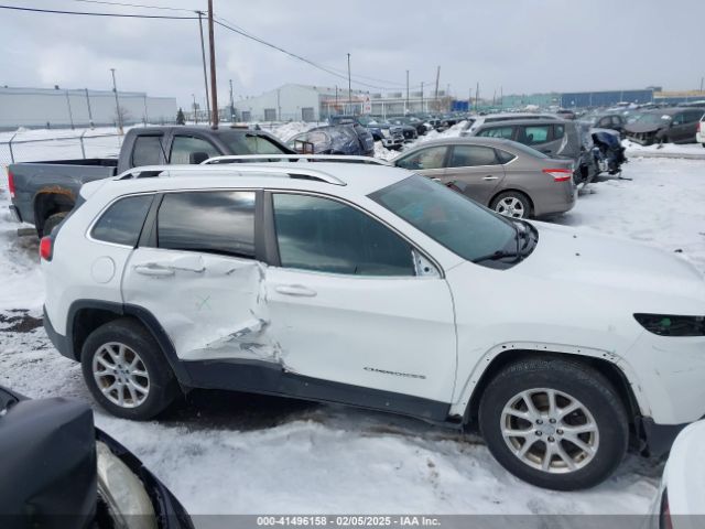 1C4PJMCB5HW618794 Jeep Cherokee Latitude 4x4