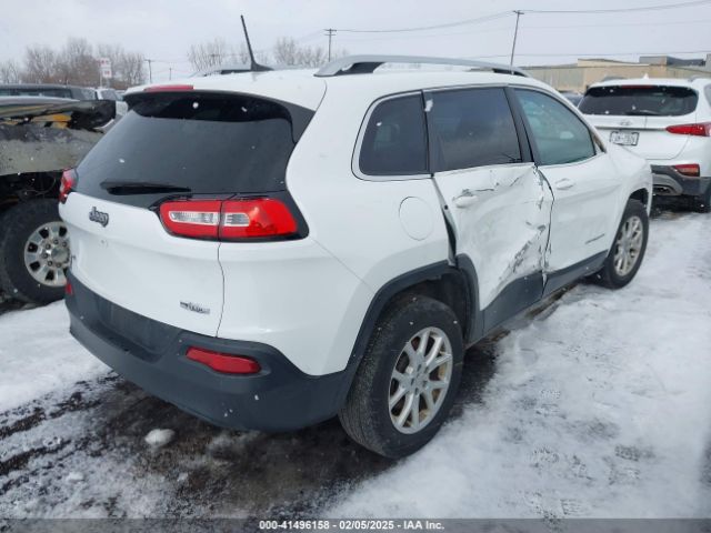1C4PJMCB5HW618794 Jeep Cherokee Latitude 4x4