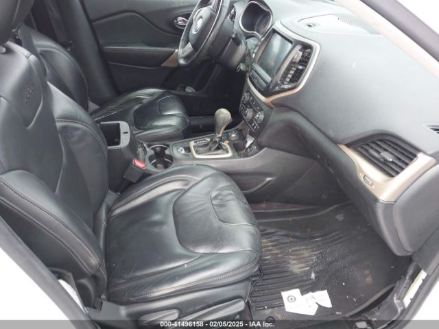 1C4PJMCB5HW618794 Jeep Cherokee Latitude 4x4
