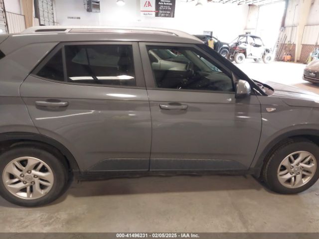 KMHRC8A36LU035737 Hyundai Venue Sel