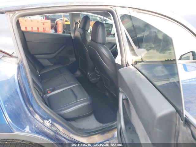 2022 TESLA MODEL Y 7SAYGDEE5NF446490 Photo 7
