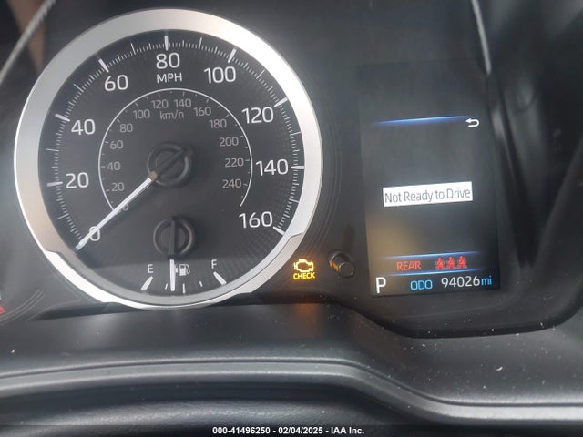 5YFEPMAE5NP321208 Toyota COROLLA LE