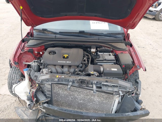 5NPD84LF3JH335033 Hyundai Elantra Value Edition