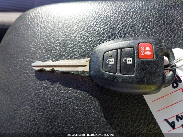Toyota Rav4 Xle 2014 2T3WFREV4EW120209 Image 11