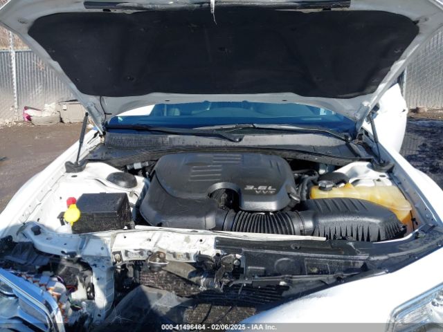 2C3CCARG5GH305269 Chrysler 300 Limited