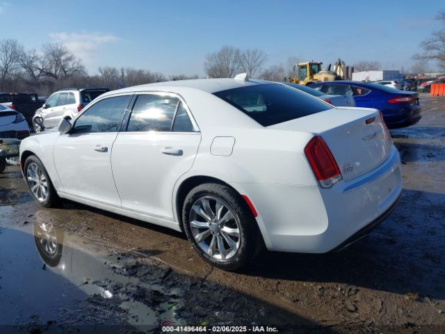 2C3CCARG5GH305269 Chrysler 300 Limited