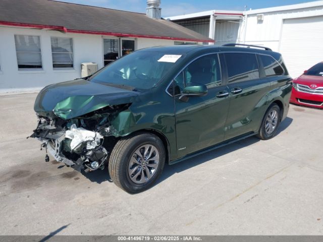 5TDYRKEC9MS062975 Toyota SIENNA XLE