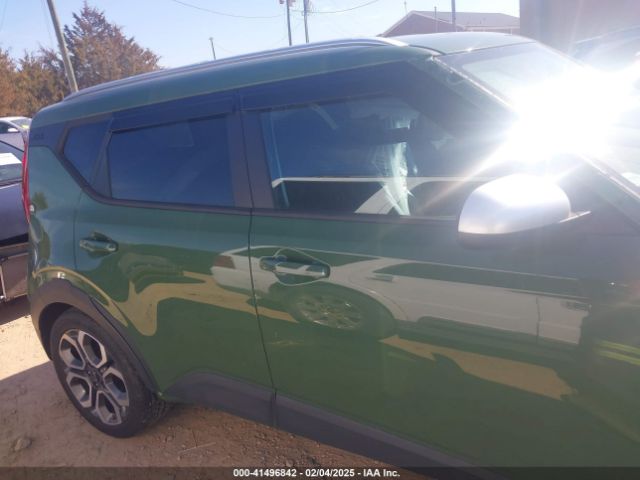KNDJ23AU7L7108564 KIA Soul X-line