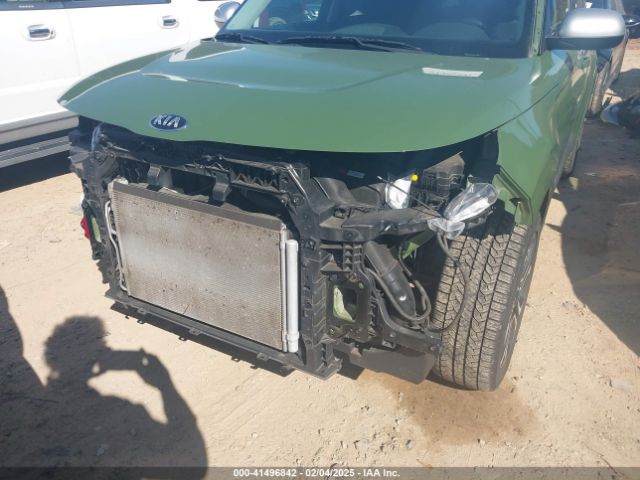 KNDJ23AU7L7108564 KIA Soul X-line