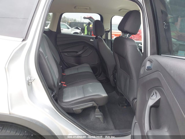 Ford ESCAPE SE 2015 1FMCU9G91FUB87806 Image 8