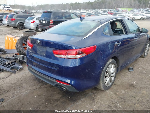 5XXGT4L38HG127592 KIA Optima Lx