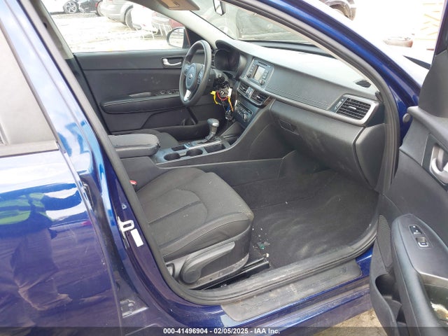 5XXGT4L38HG127592 KIA Optima Lx