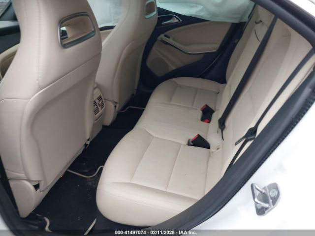 WDDSJ4GB8KN763867 Mercedes-Benz CLA 250 4MATIC