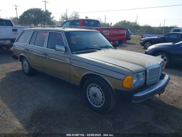 1984 MERCEDES-BENZ 300 WDBAB93A2EF000009