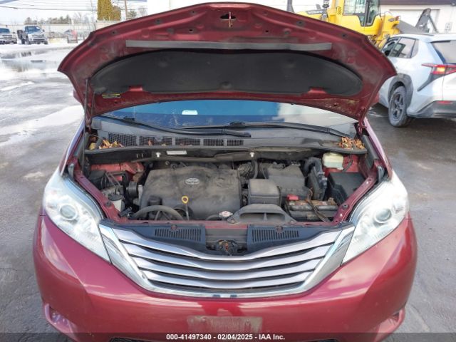 5TDYZ3DCXHS814325 Toyota Sienna Xle 8 Passenger