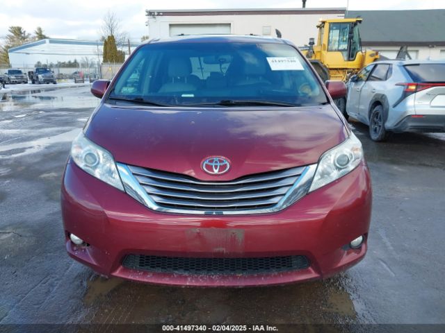 5TDYZ3DCXHS814325 Toyota Sienna Xle 8 Passenger