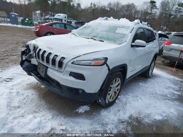 Jeep Cherokee Latitude 2016 1C4PJMCS6GW334864 Image 2