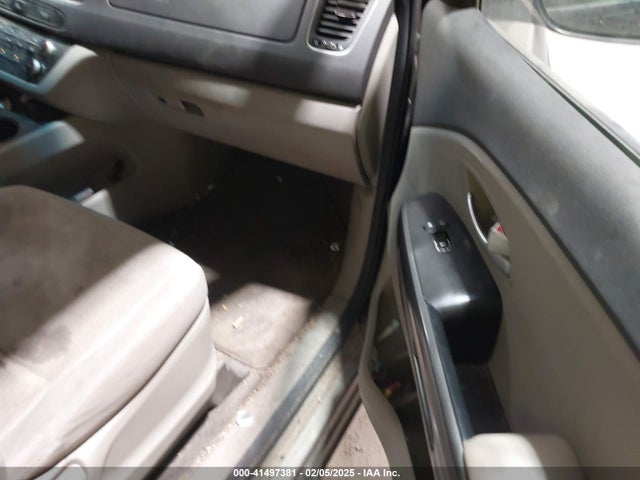 KIA SEDONA LX 2016 KNDMB5C15G6204524 Image 5