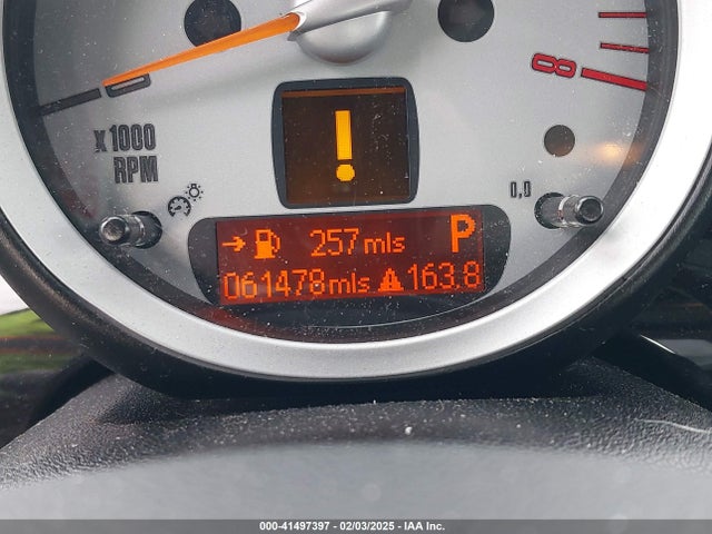 2010 MINI COOPER S WMWMF7C51ATZ74342 Photo 6