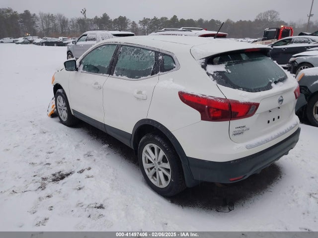 JN1BJ1CR8HW122445 Nissan Rogue Sport S
