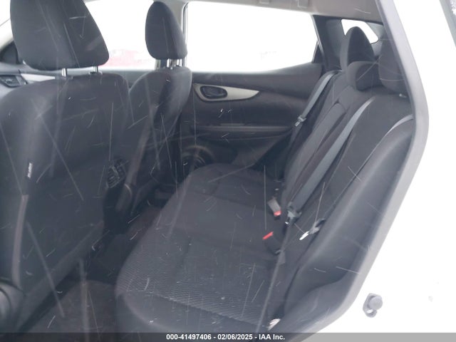 JN1BJ1CR8HW122445 Nissan Rogue Sport S