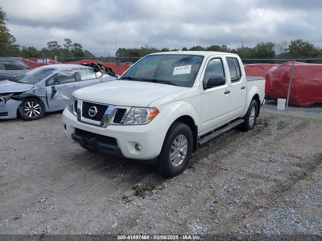 Nissan Frontier Sv 2018 1N6AD0EV2JN758159 Image 2