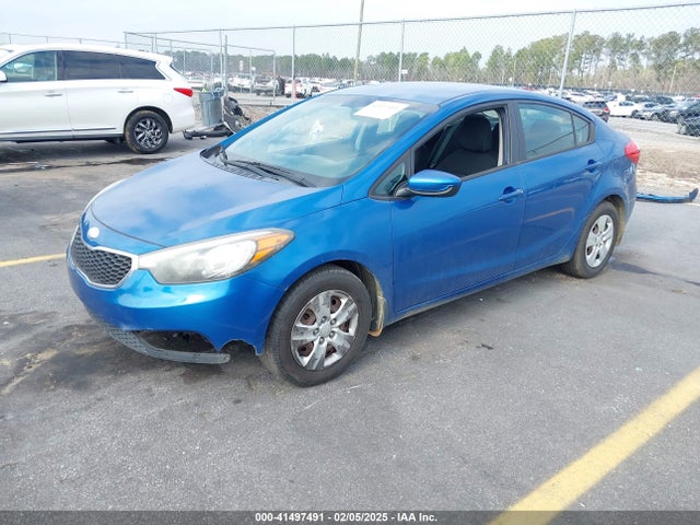 KIA FORTE LX 2014 KNAFK4A68E5061330 Image 2