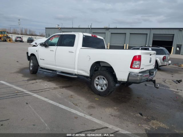 3C6UR5DL0NG103812 RAM 2500 Big Horn  4x4 6'4 Box