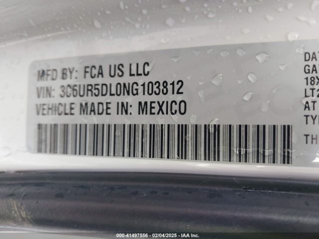 3C6UR5DL0NG103812 RAM 2500 Big Horn  4x4 6'4 Box