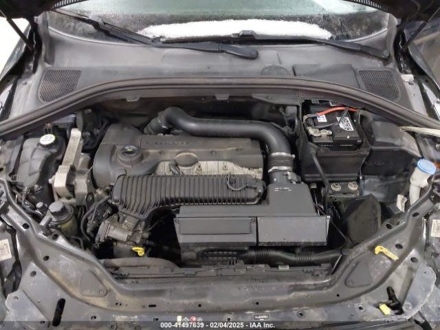 2016 VOLVO XC60 YV4612RK9G2789574 Photo 9