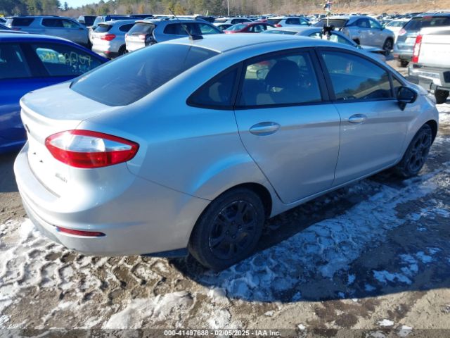 3FADP4BJ6FM204601 Ford FIESTA SE
