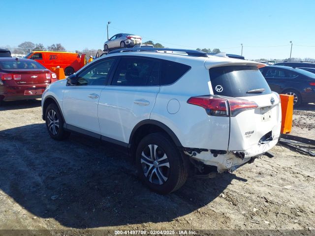 JTMZFREV5HJ720866 Toyota RAV4 LE