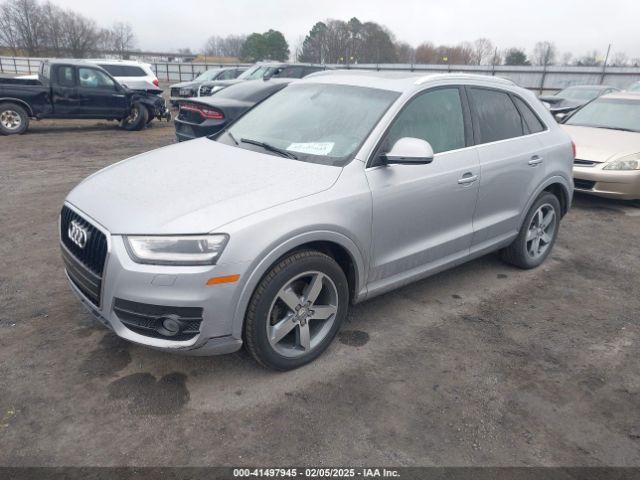 WA1FFCFS7FR003768 Audi Q3 2.0t Premium Plus