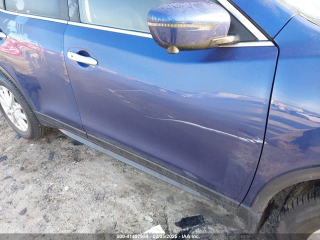 5N1AT2MT2HC881320 Nissan ROGUE SV
