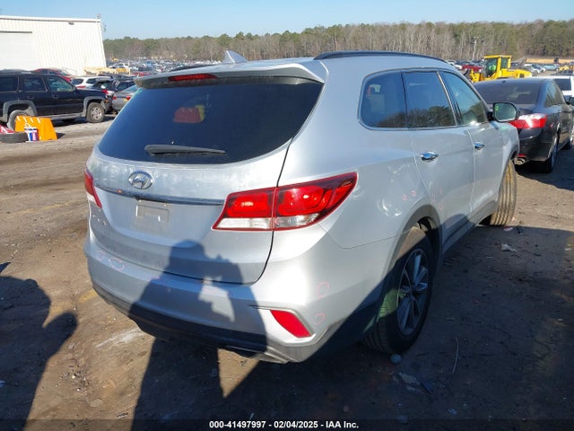 KM8SM4HF6HU184518 Hyundai Santa Fe Se