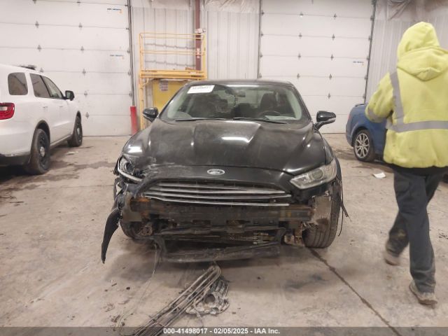 3FA6P0LU5ER250397 Ford Fusion Hybrid Se