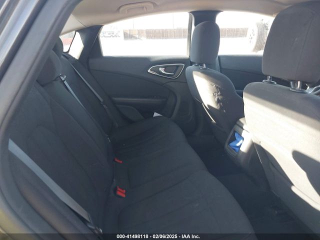 1C3CCCAB3FN621819 Chrysler 200 Limited