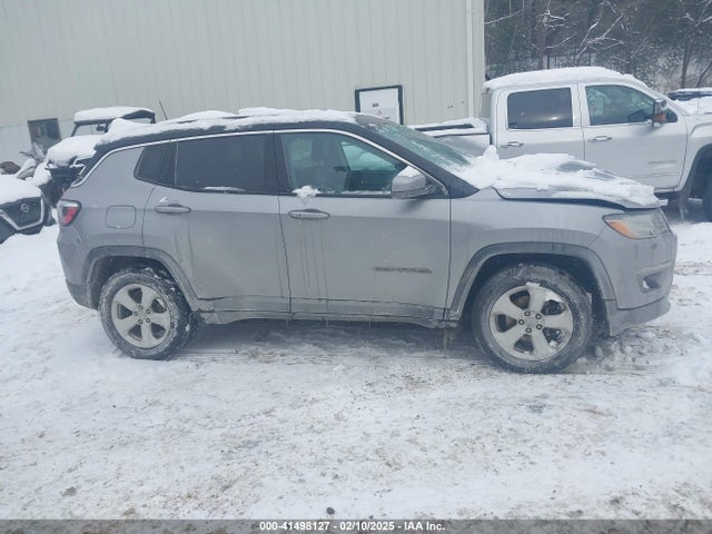 3C4NJDBBXLT100333 Jeep Compass Latitude 4x4