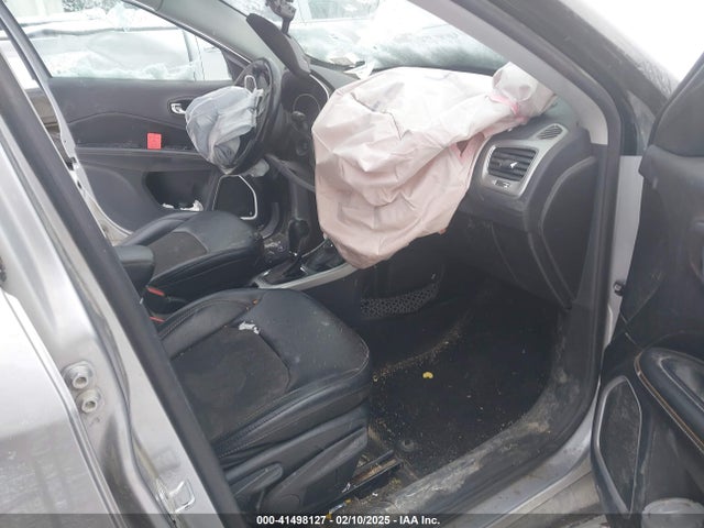 3C4NJDBBXLT100333 Jeep Compass Latitude 4x4