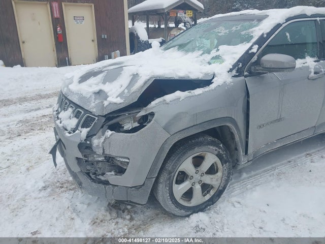 3C4NJDBBXLT100333 Jeep Compass Latitude 4x4