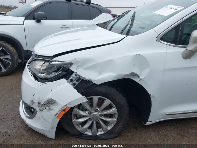 Chrysler Pacifica Touring L 2019 2C4RC1BG7KR626278 Image 6