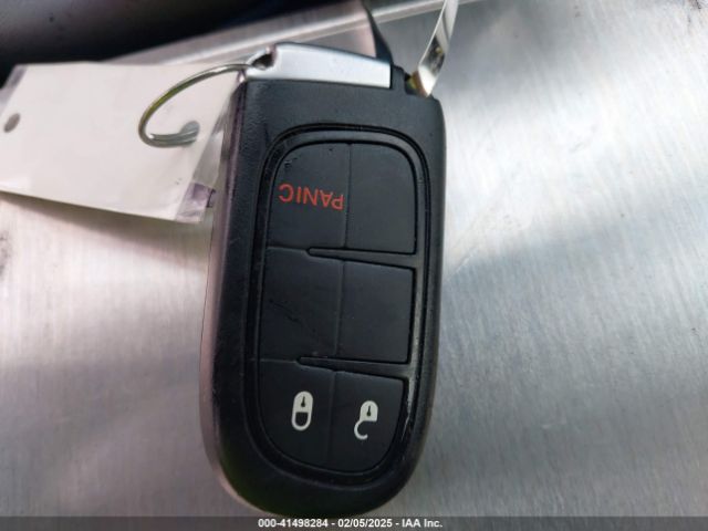 1C4PJLLB8LD611093 Jeep Cherokee Altitude Fwd