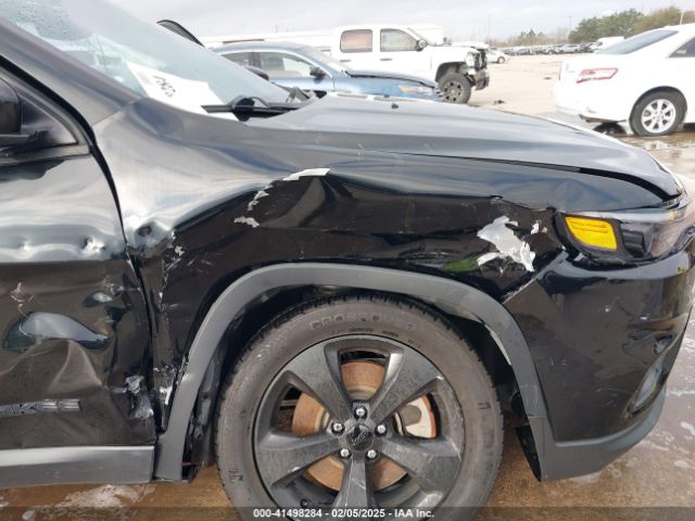 1C4PJLLB8LD611093 Jeep Cherokee Altitude Fwd