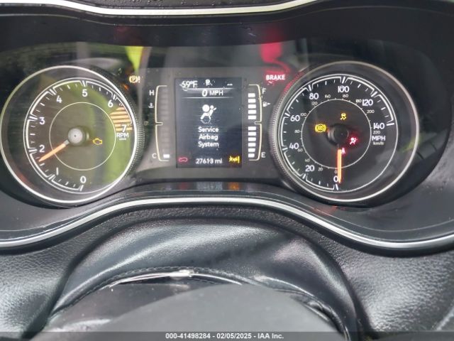 1C4PJLLB8LD611093 Jeep Cherokee Altitude Fwd