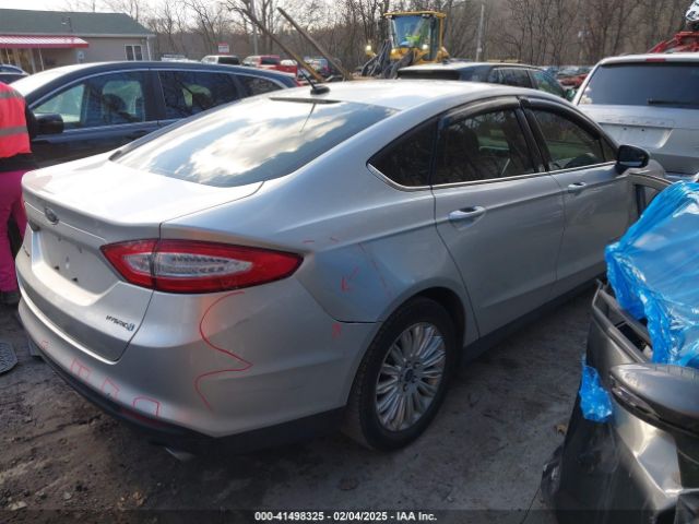3FA6P0UU1ER216648 Ford Fusion Hybrid S