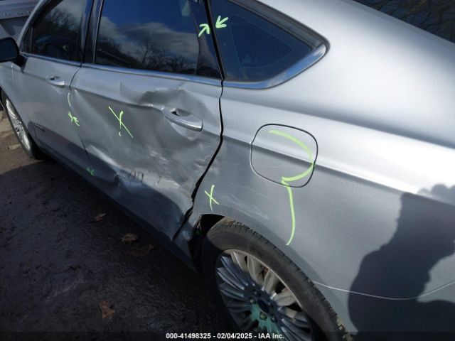 3FA6P0UU1ER216648 Ford Fusion Hybrid S