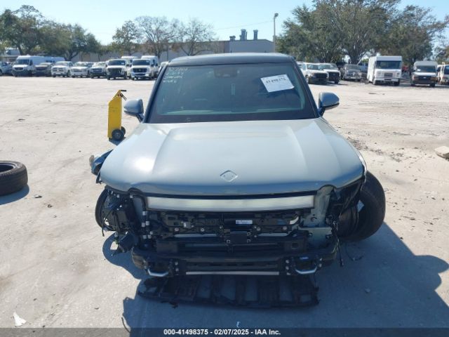 7PDSGABA3PN013007 Rivian R1s Adventure