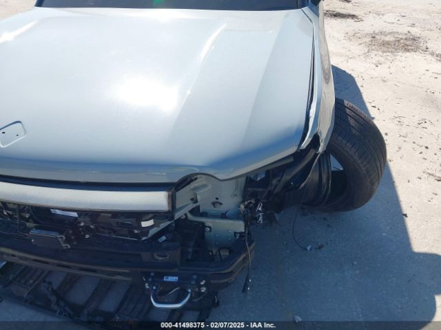 7PDSGABA3PN013007 Rivian R1s Adventure