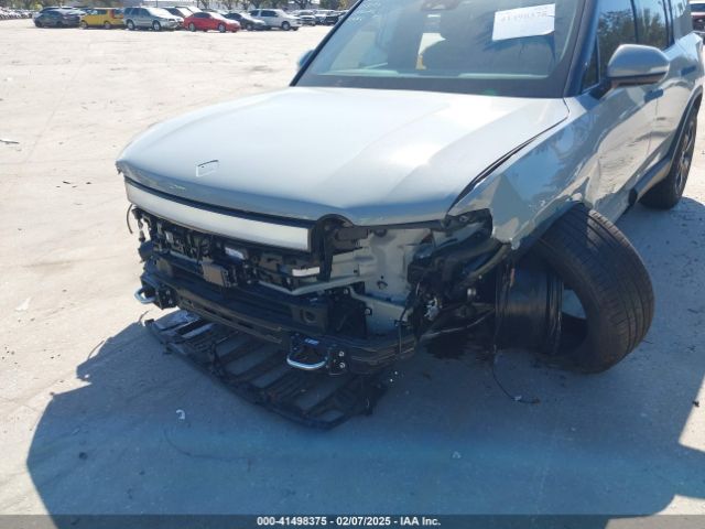 7PDSGABA3PN013007 Rivian R1s Adventure